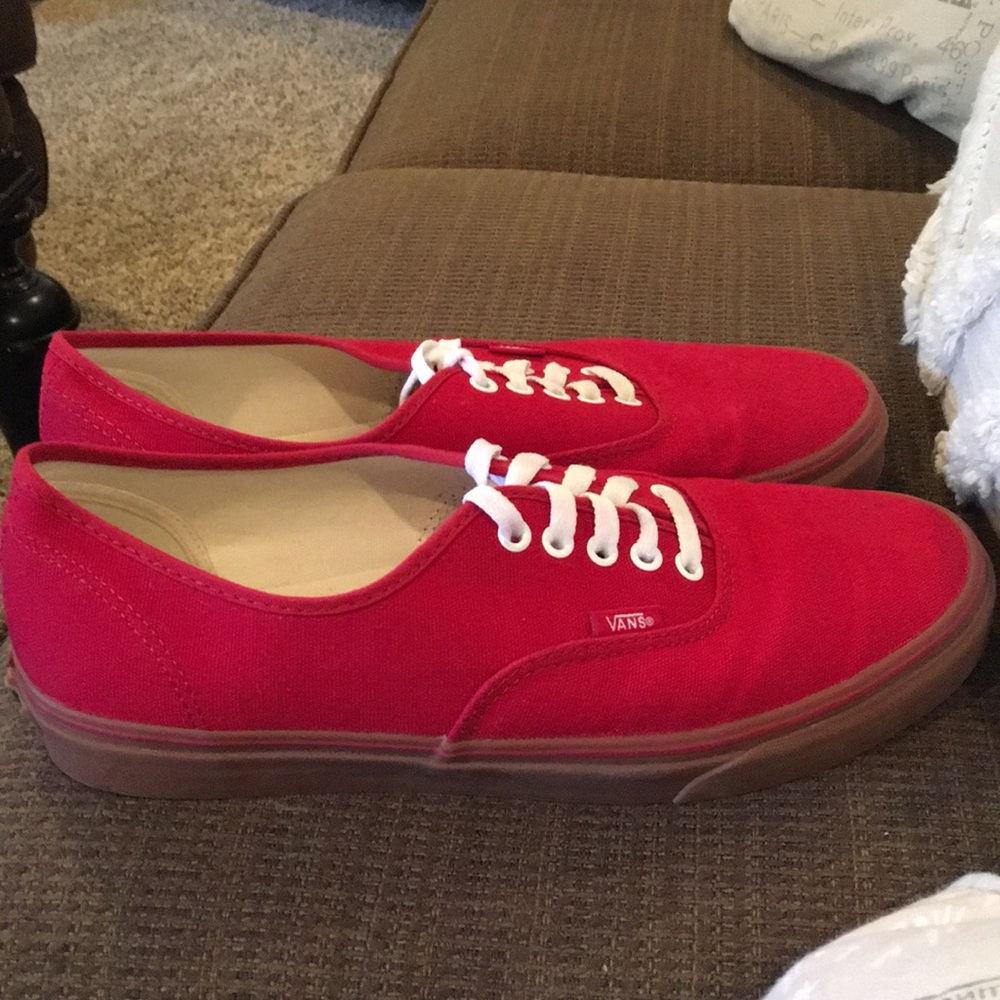 Men’s red vans
